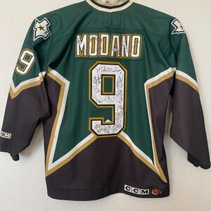RARE Vintage CCM NHL Dallas Stars Mike Modano #9 Hockey Jersey Team Autographed